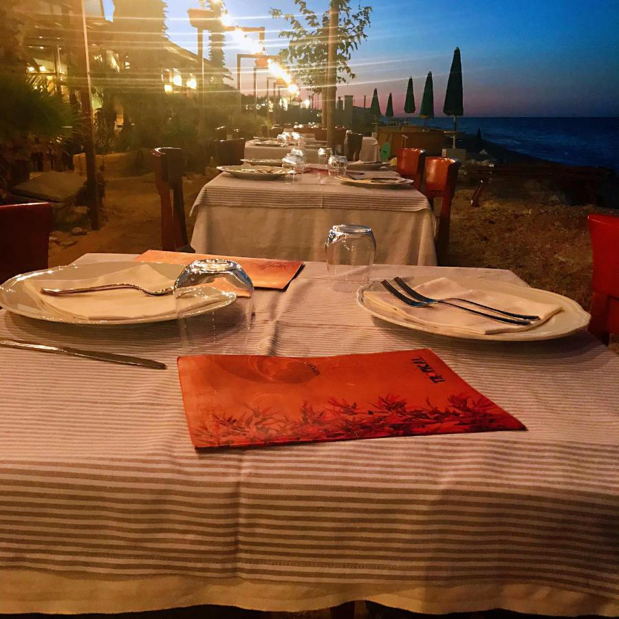 La Casa Di Nonno Giulio Bed & Breakfast Porto Sant'Elpidio Bagian luar foto