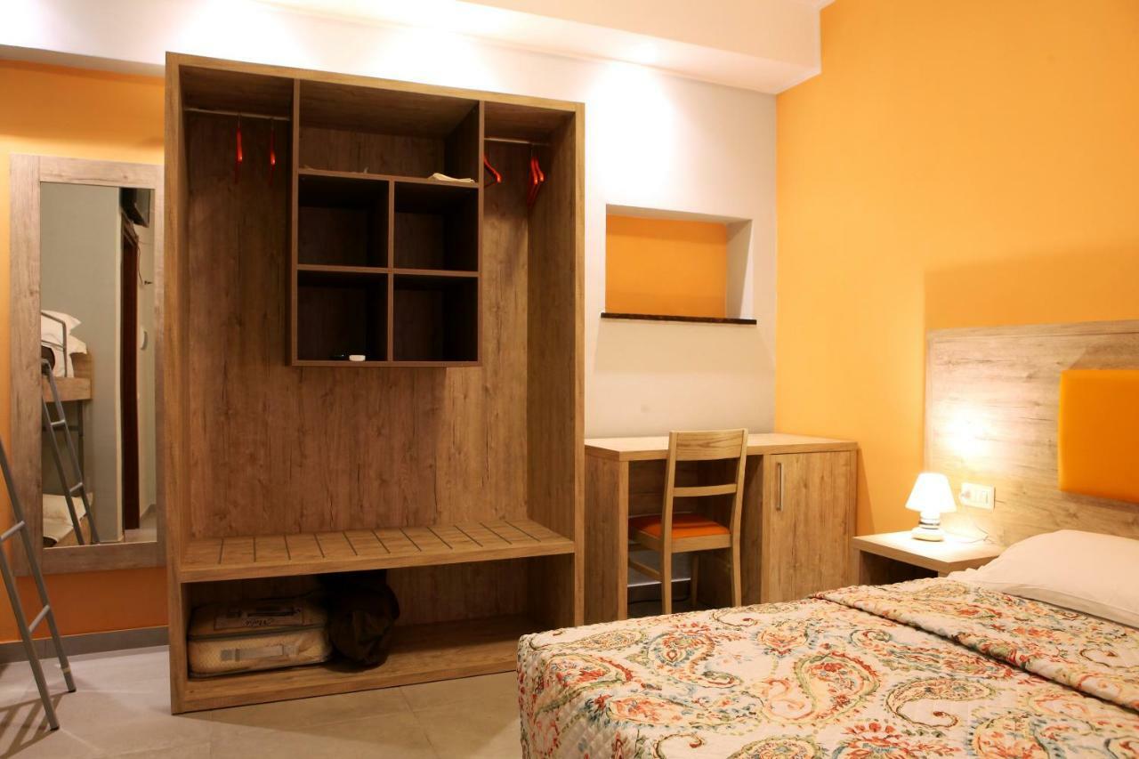La Casa Di Nonno Giulio Bed & Breakfast Porto Sant'Elpidio Bagian luar foto