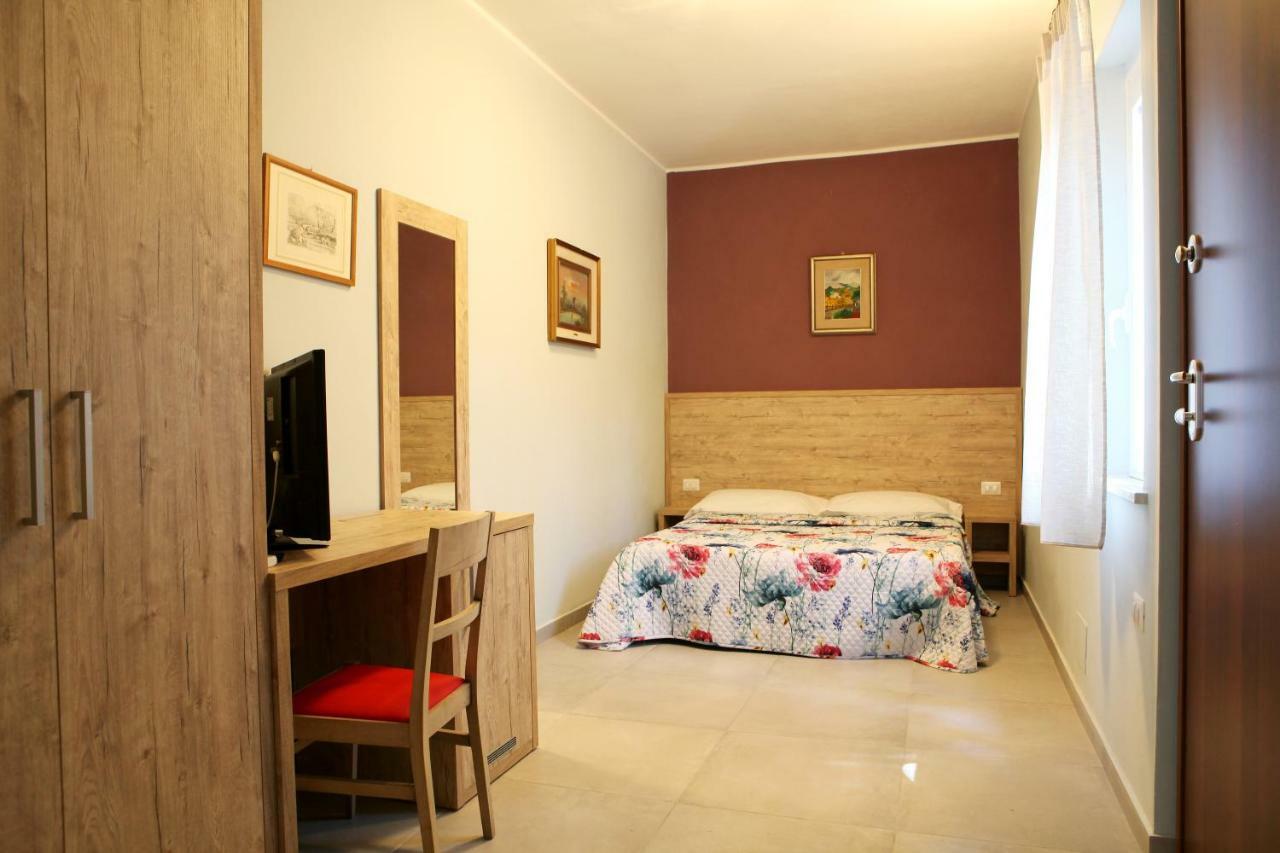La Casa Di Nonno Giulio Bed & Breakfast Porto Sant'Elpidio Bagian luar foto